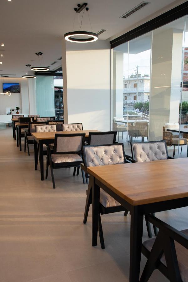 Colosseum Hotel Ksamil Buitenkant foto